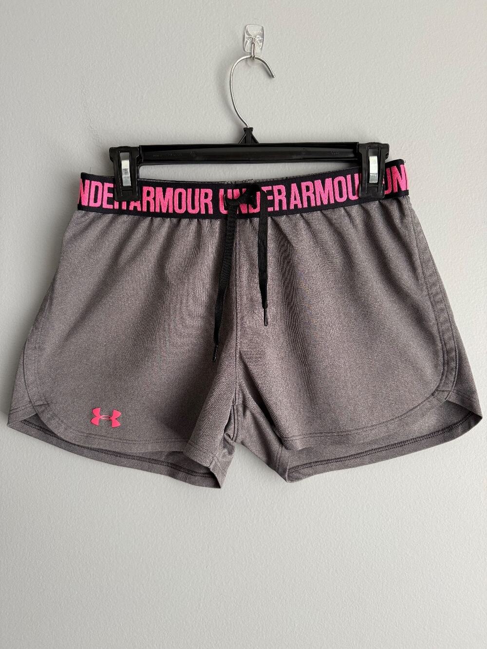 Under Armour HeatGear Athleisure Tenniscore Shorts Women S Grey Pink Workout Gym